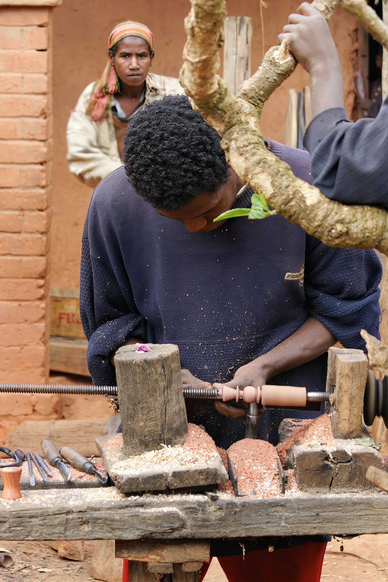 Holzarbeiten bei der Ethnie der Zafimaniry